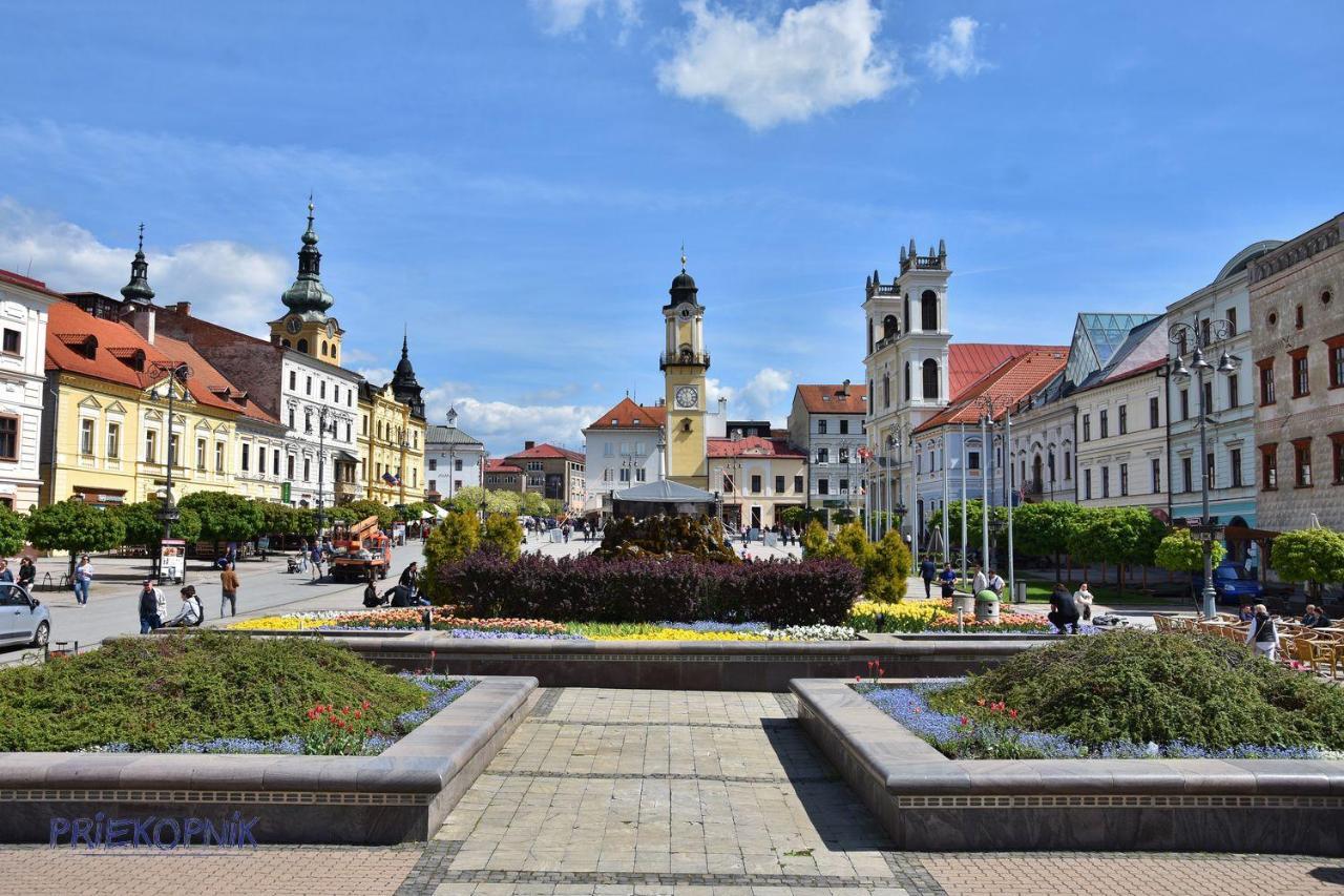 Chalupku - Luxurious Apartment 70M2 In Direct Centrum With Parking Included, Air-Conditioned, Balcony, Quiet Sleep, Best In Town Banská Bystrica Extérieur photo