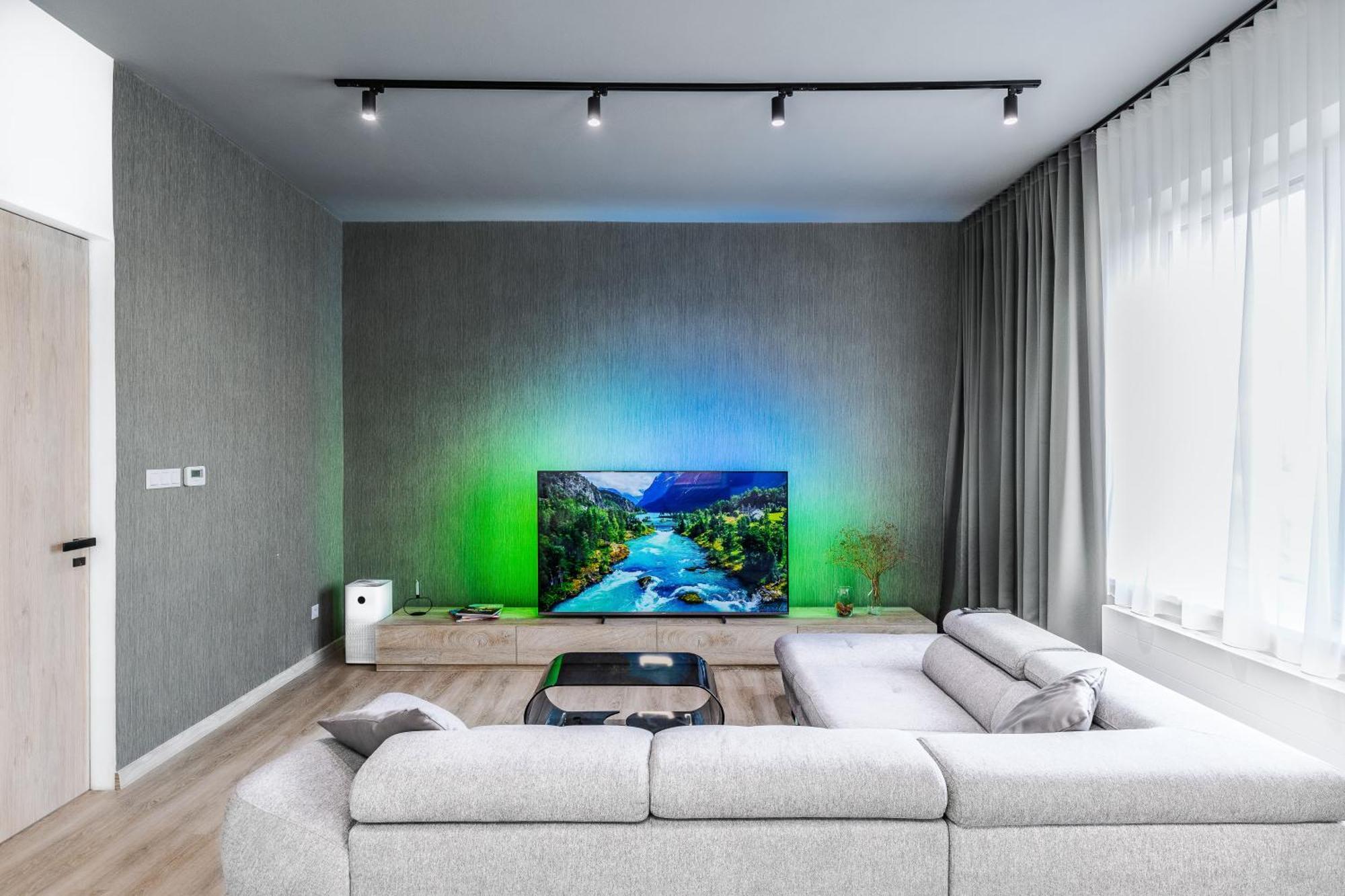 Chalupku - Luxurious Apartment 70M2 In Direct Centrum With Parking Included, Air-Conditioned, Balcony, Quiet Sleep, Best In Town Banská Bystrica Extérieur photo